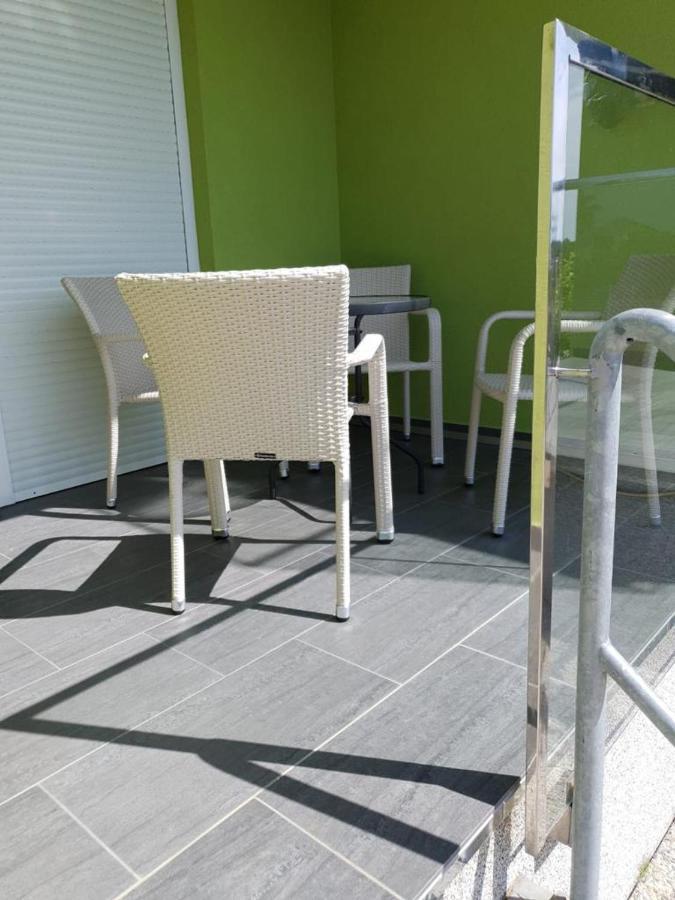 Apartmani Matko Nin Exterior foto