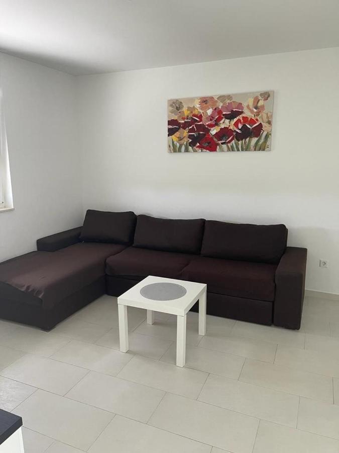 Apartmani Matko Nin Exterior foto